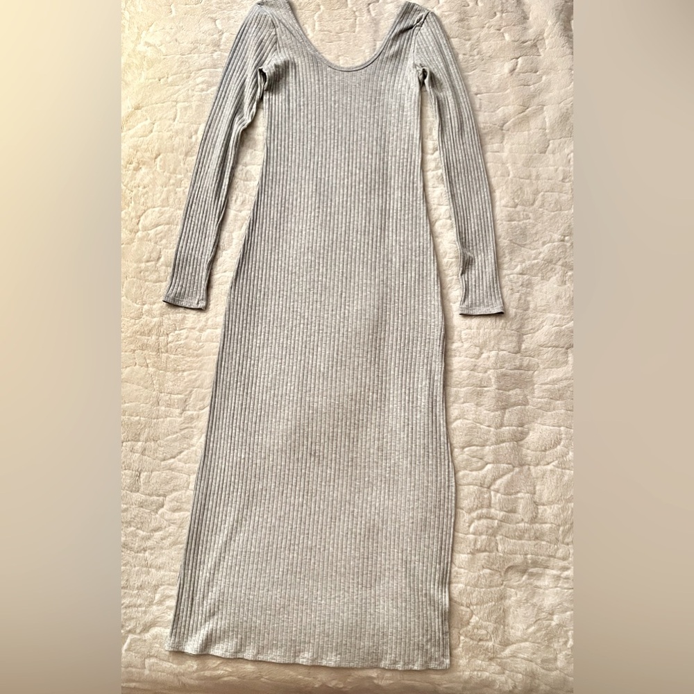 American Eagle Low Back Ribbed
Maxi Dress with side slit size M